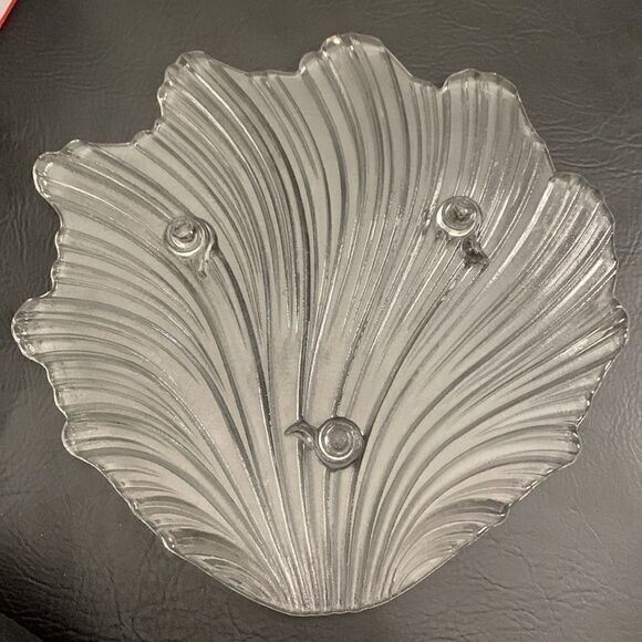 Shell Snail Shape Feet Clear Glass Serving Decorator Tray Platter Textured Heavy - Picture 4 of 9